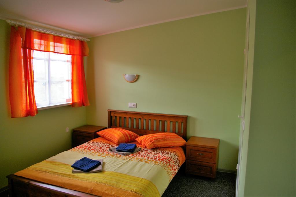 Kagu Hostel Voru Exterior photo
